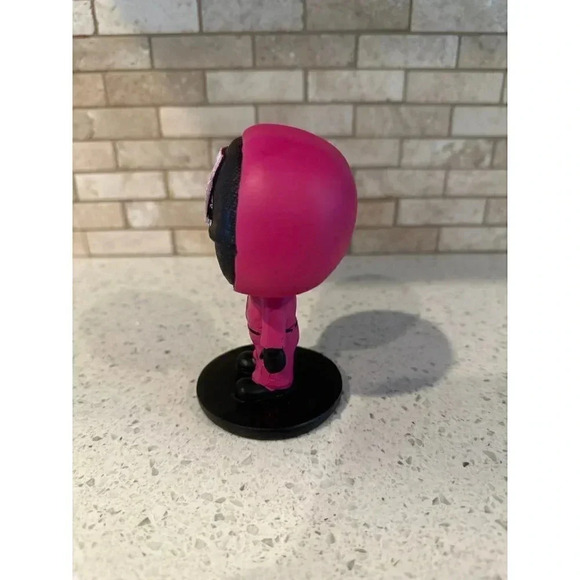 Squid game guard figure sg - Picture 2 of 4